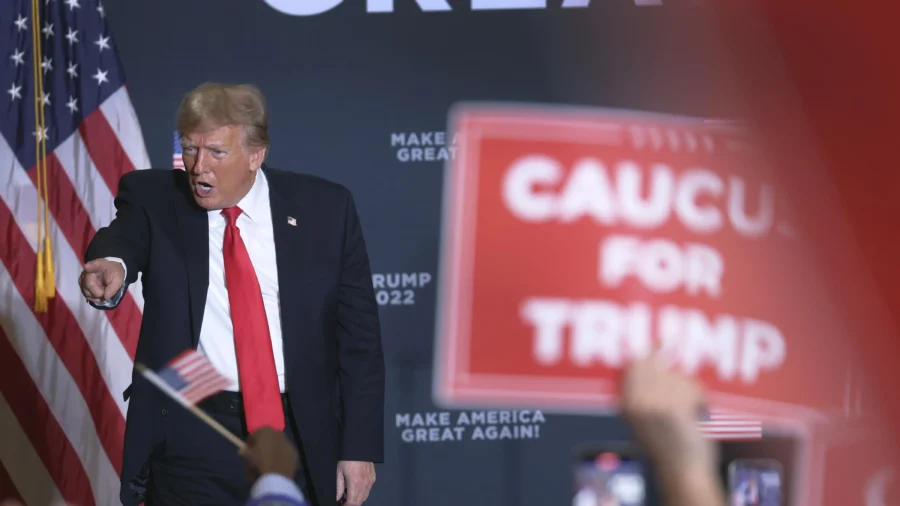 What Issues Iowa Caucusgoers Really Care About as Candidates Woo Voters
