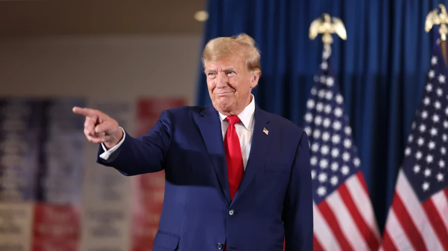 Republican Strategist Outlines Trump's Last-Minute Push in Iowa