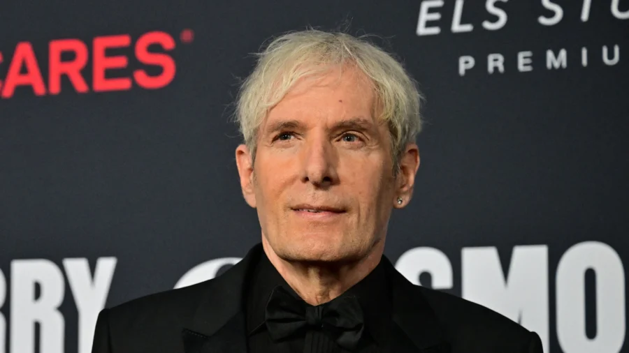 Michael Bolton Taking Break From Touring After Having Surgery for Brain Tumor