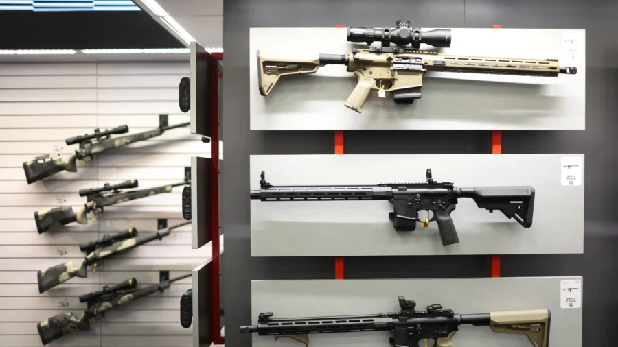 Gun Bans in Post Offices Violate Second Amendment, Says Judge