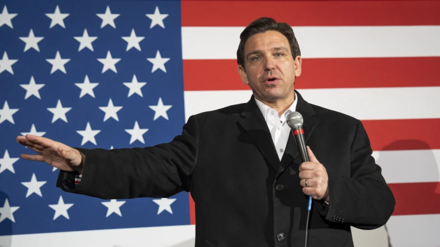 DeSantis Campaigns in Ankeny the Day Before Iowa Caucus