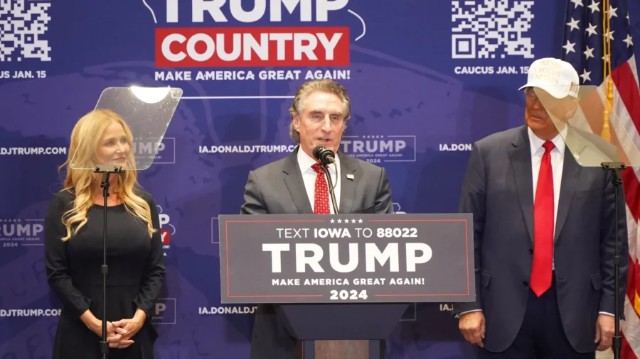 Burgum, Rubio Endorse Trump Ahead of Iowa Caucuses