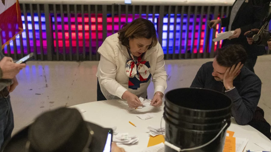 Wintry Weather, Confounded Polls, and a Few Surprises: Analysis of Iowa Caucuses