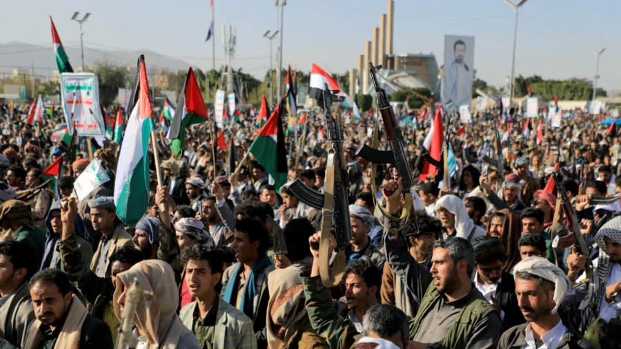 Former State Department Adviser Calls for Full Sanctions on Iran, Kinetic Pressure on Houthis in Yemen