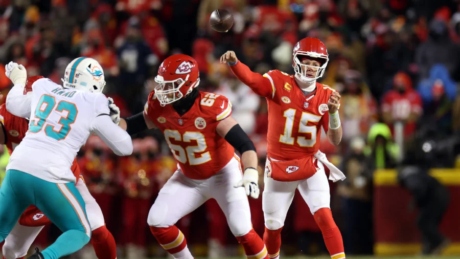 Manufacturer Comments on Mahomes Helmet Crack