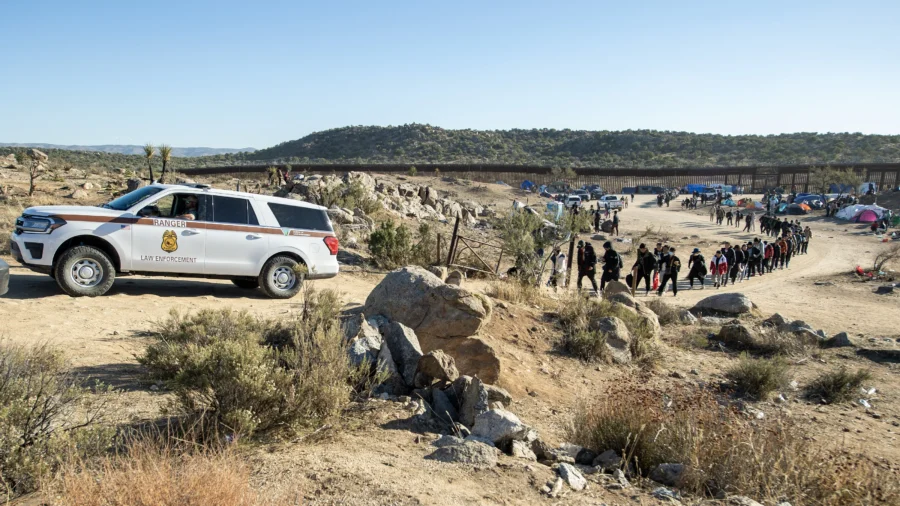 50 Individuals on Terror Watchlist Caught Attempting to Cross US Border Illegally: CBP