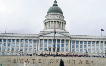 ‘Transgender Bathroom’ Bill Moves Forward in Utah Legislature