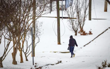 Icy Winter Blast Gripping US Blamed for More Than 40 Deaths