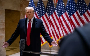 Trump 2024 Ballot Ban Will ‘Unleash Chaos, Bedlam,’ Lawyers Tell Supreme Court
