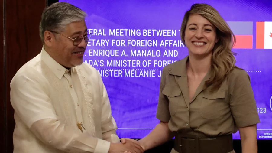 Philippines, Canada Ink Defense Cooperation Agreement