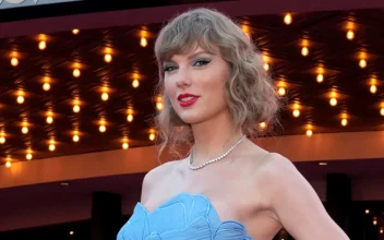 Man Arrested Near Taylor Swift’s NYC Townhouse After Reported Break-In Attempt