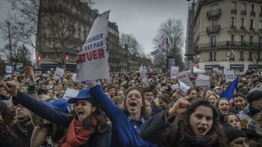 Thousands of People Protest Against Pro-Abortion Law, Assisted Death Bill in Paris