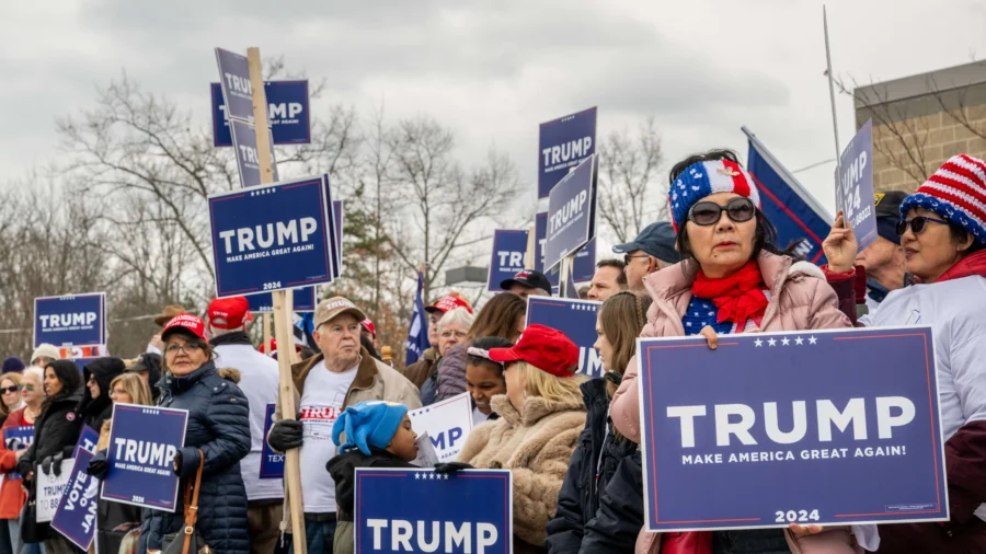 'Abundantly Clear That Republican Voters Want to Reelect Trump': Republican Strategist