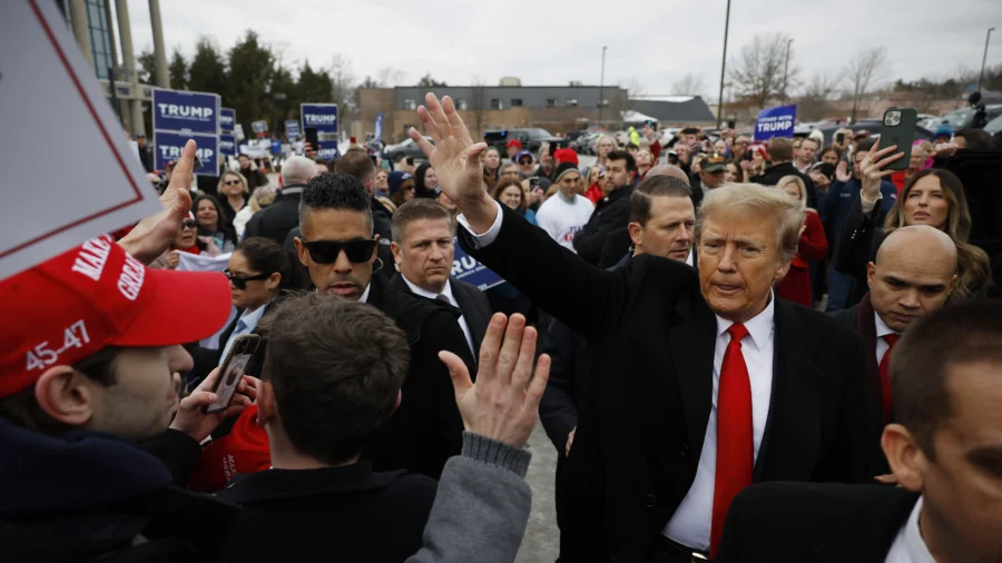 Trump Defeats Haley in New Hampshire Primary