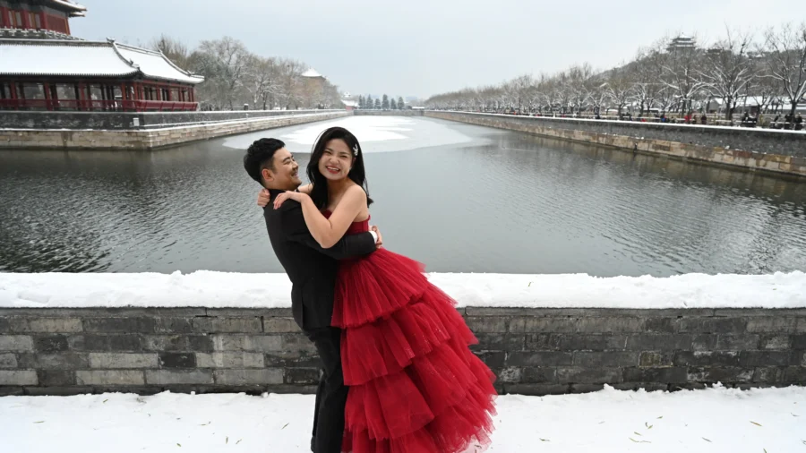 Some Wealthier Chinese Can’t Afford to Get Married