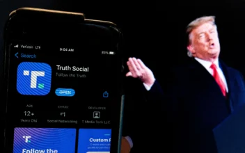 Trump to Double Net Worth With Truth Social Going Public