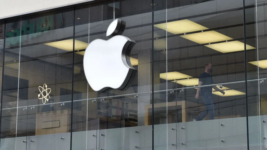 Apple Allows Third-Party App Stores in Europe