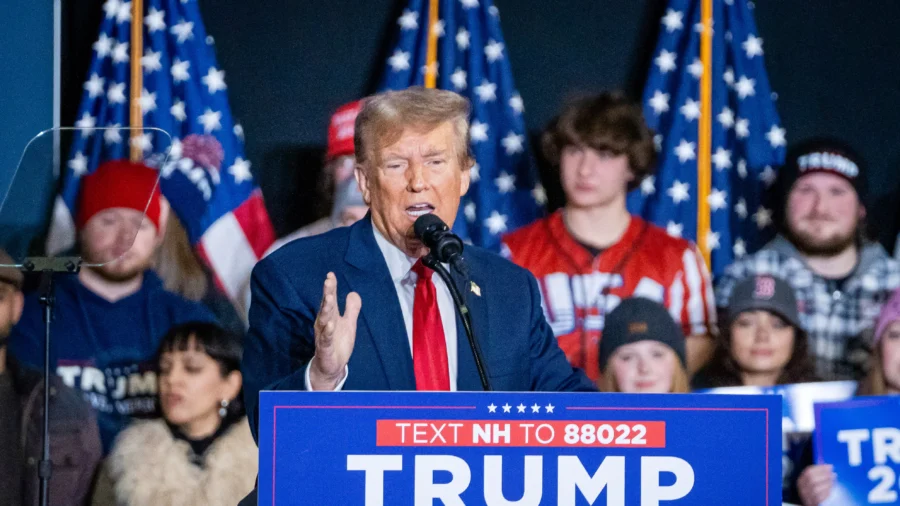 Trump Holds Campaign Rally in Las Vegas