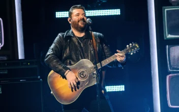 Charges Against Country Singer Chris Young in Nashville Bar Arrest Have Been Dropped