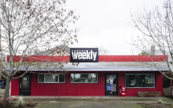 Oregon Weekly Newspaper to Relaunch Print Edition After Theft Forced It to Lay Off Its Entire Staff
