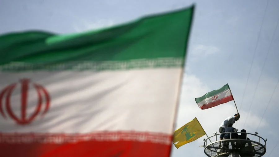 Military Strategist Emphasizes Economic Sanctions Over Military Action in Iran