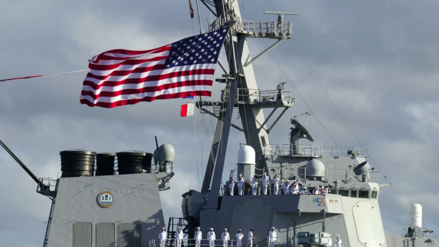 'This Is Not the Time' for Direct US Strikes on Iran, Defense Expert Says