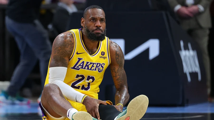 LeBron James's Agent Squashes Trade Rumors