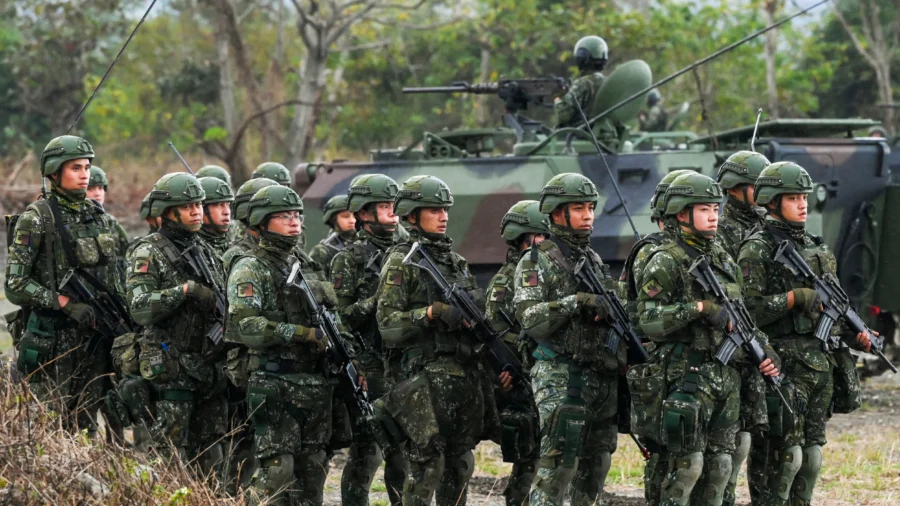 Taiwanese Military Simulates China Turning Drills Into an Attack