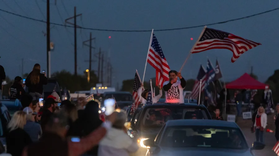 Trucker Convoy Holds Rally Near Eagle Pass, Texas