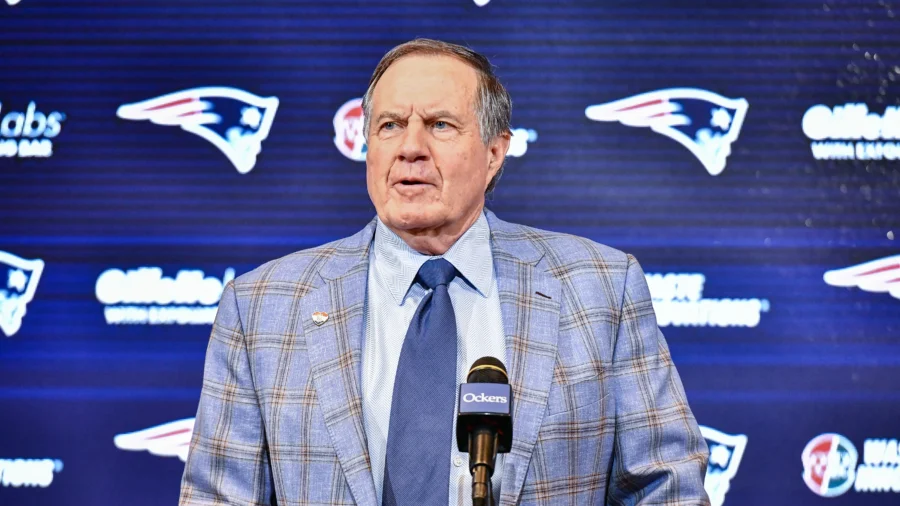 Bill Belichick Takes Out Newspaper Ad to Thank New England Fans for Their Support