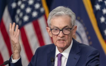 Stocks Slump as Fed’s Powell Dismisses Swift Rate Cuts