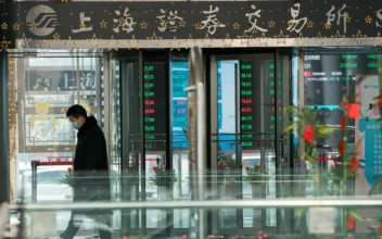 China’s State-Backed Investors Pumping Cash Into Stock Market an Unsustainable Method of Protection: Analyst