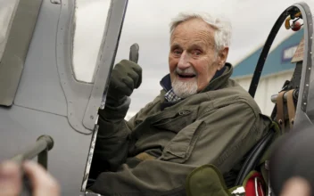 102-Year-Old British Veteran Flies Spitfire on Delightfully Bumpy Ride for Charity