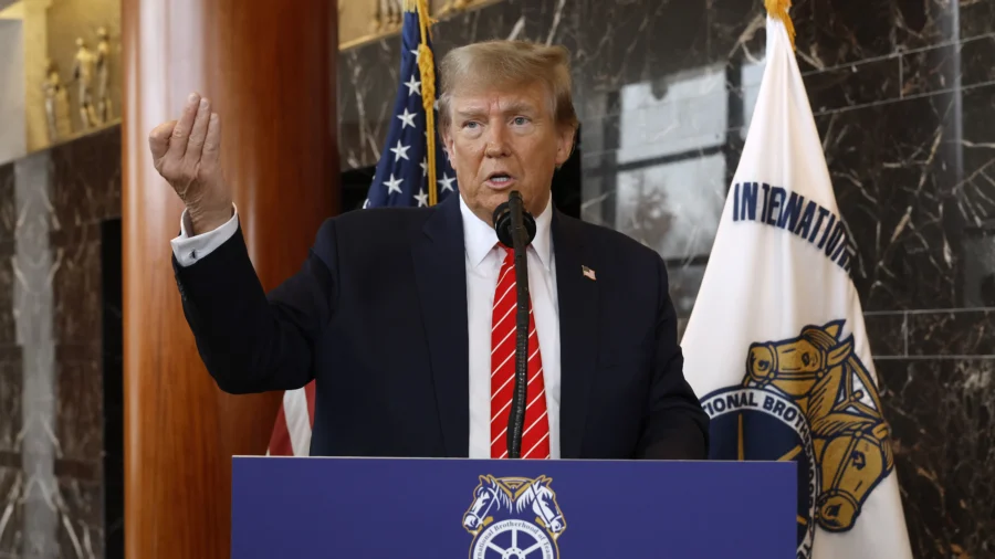 Mixed Reactions in NYC as Trump Claims He Can Turn the State Red