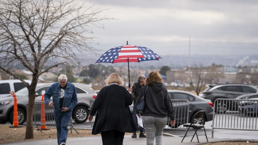 Nevada Voters Face Rainy Desert Weather, Odd Ballot Situation