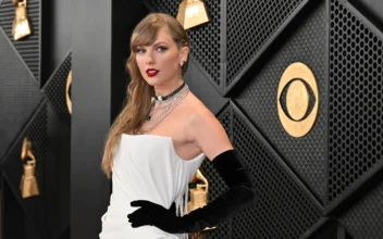 Taylor Swift Is Demanding This College Student Stop Tracking Her Private Jet
