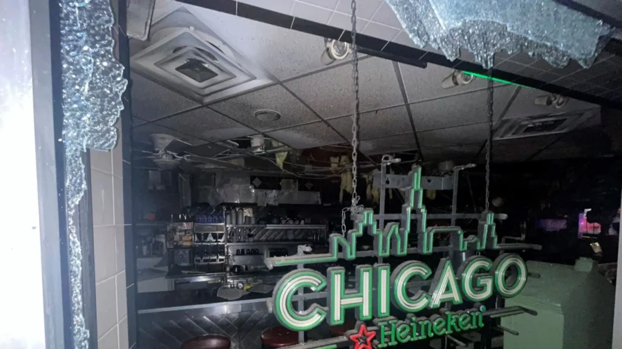 Fire Causes Extensive Damage to Iconic Chicago Restaurant Known for Its Breakfasts
