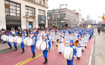 Falun Gong Caps Off Lunar New Year Parade in Flushing