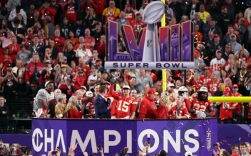 Amazon Wins Exclusive Streaming Rights for NFL Playoff Game