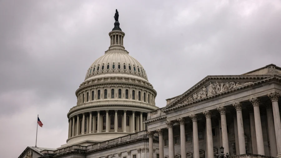 China Endangers US Food Supply by Buying Companies, Farmland: House Hearing