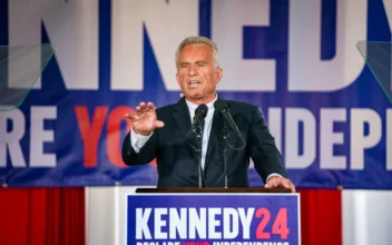 RFK Jr. Apologises to Family, Distances Himself From Super Bowl Campaign Ad