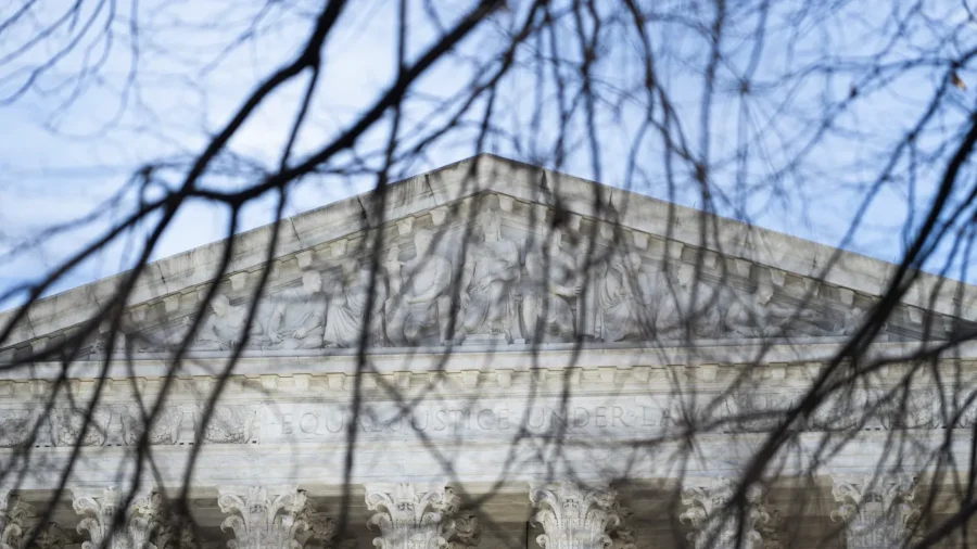 SCOTUS to Decide if US Government 'Owes You a Place to Sleep': Lawyer llluminates Key Questions in Pending Homelessness Case