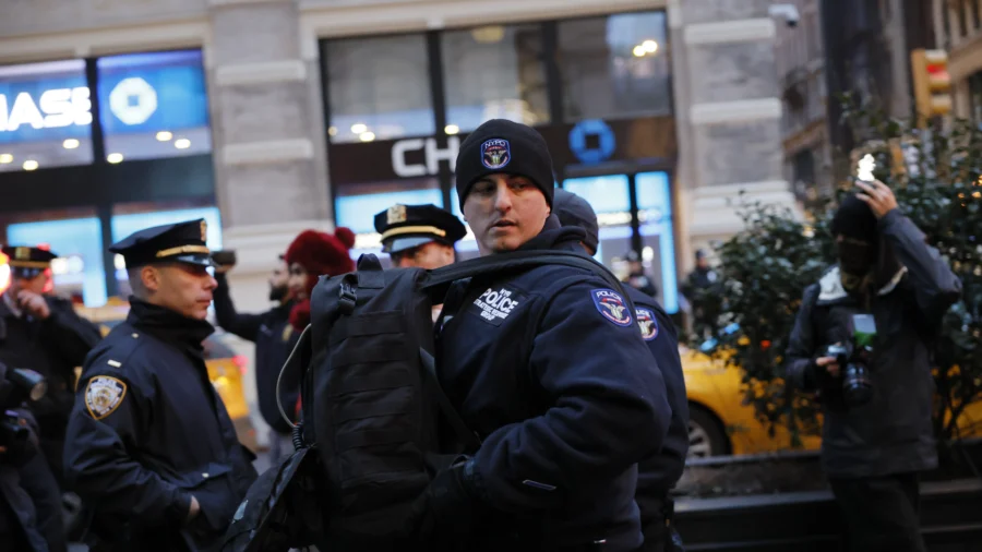 NYPD Transit Chief Gives Update on Bronx Subway Shooting