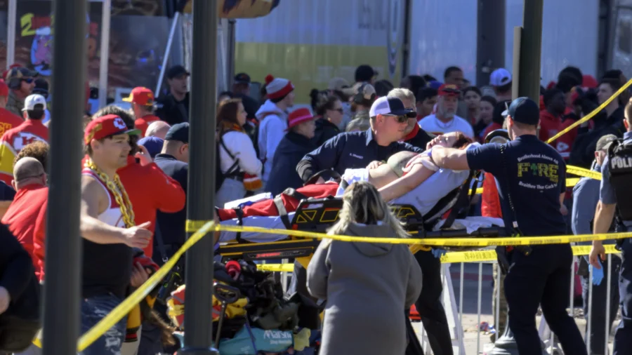 At Least 22 Shot, 1 Killed at Kansas City Chiefs’ Super Bowl Victory Celebration
