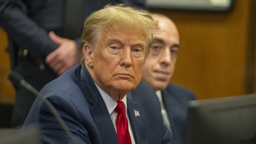 Ruling in Trump's New York Civil Fraud Case Is 'Unprecedented' and 'A Political Hit Job': Former Federal Prosecutor