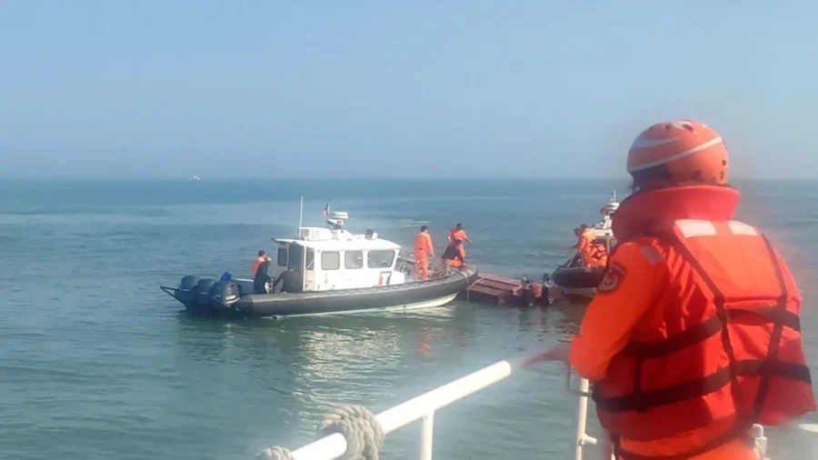 2 Chinese Fishermen Drown After Chase With Taiwan’s Coast Guard, Which Alleges Trespassing