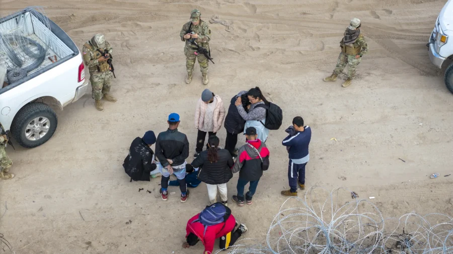 Thousands of Abandoned Animals at Southern Border: US Veteran