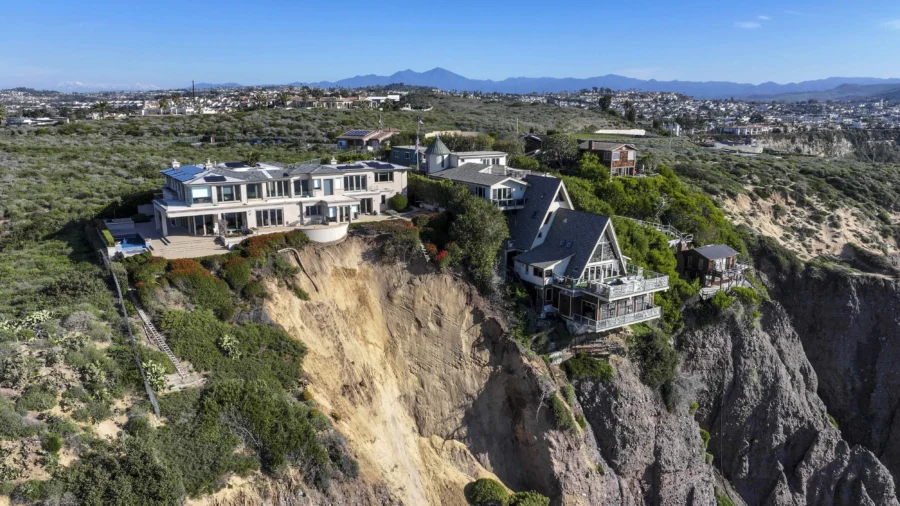 Massive Landslide on Coastal Bluff Leaves Southern California Mansion on Edge of a Cliff