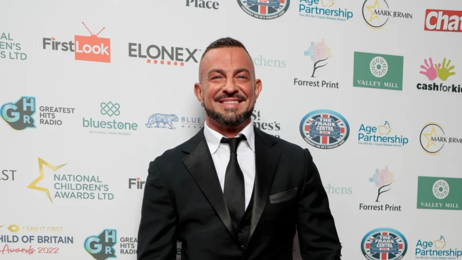 ‘Strictly Come Dancing’ Star Robin Windsor Dies at 44