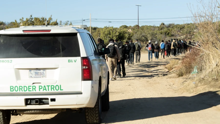 Number of Chinese Illegally Crossing US-Mexico Border Surges 500 Percent in San Diego Sector